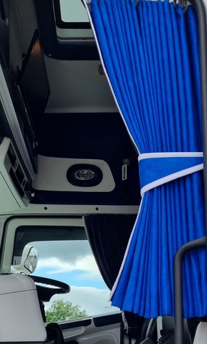 Truck curtains blackout - blackout,, man